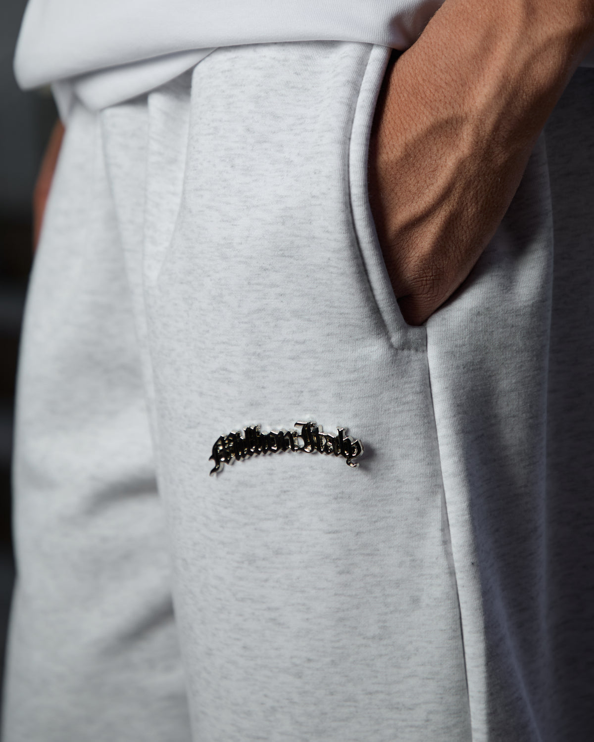 Joggers Logo Metal Grigio