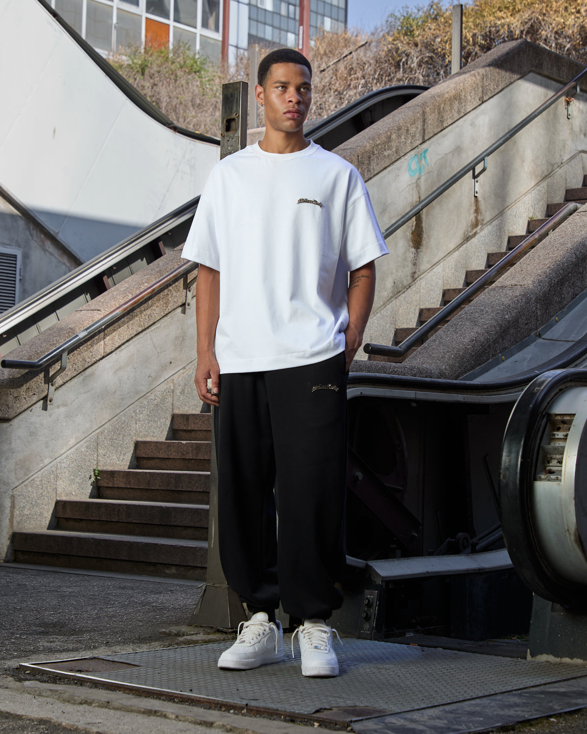 Joggers Logo Metal Nero